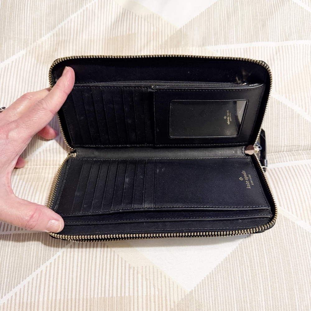 Kate Spade Large Black Textured Leather Wallet - Picture 3 of 8